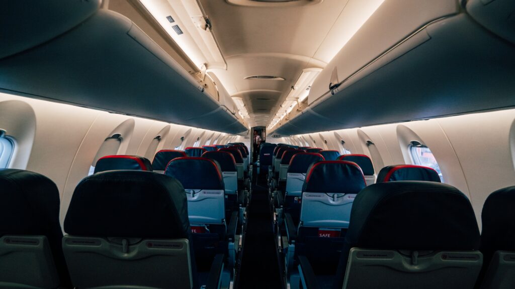 Empty Plane by Kelly L from Pexels