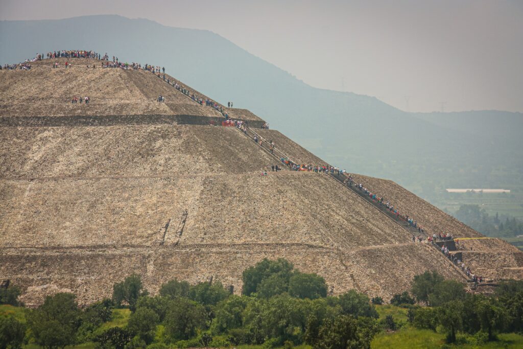 Teotihuacan by Maciej Cisowski